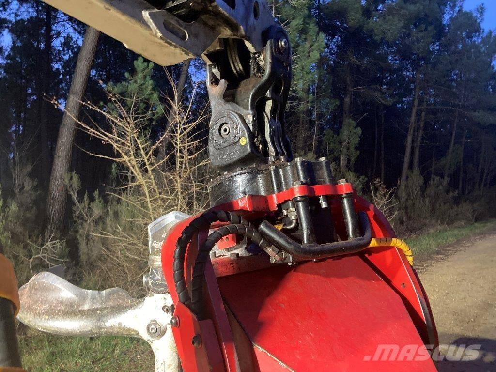 Komatsu C 144 Θεριζοαλωνιστικές μηχανές