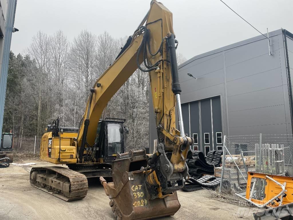 CAT 330 Εκσκαφείς με ερπύστριες