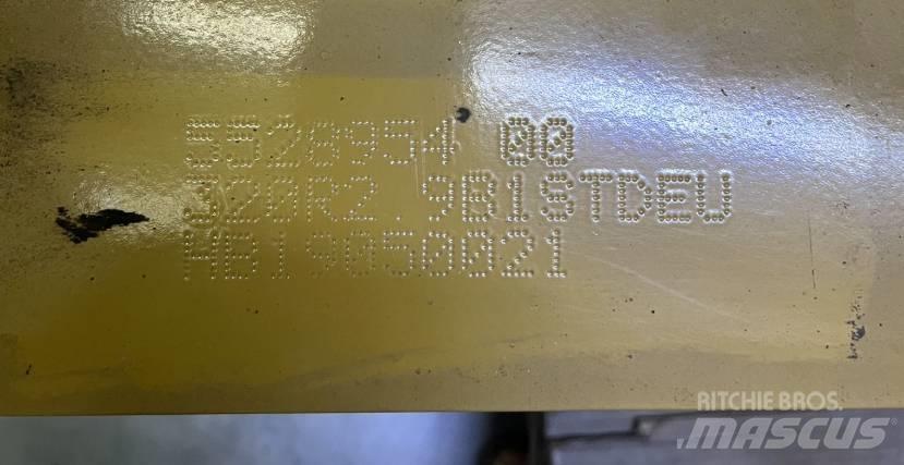 CAT 320 Μπούμες και κουτάλες