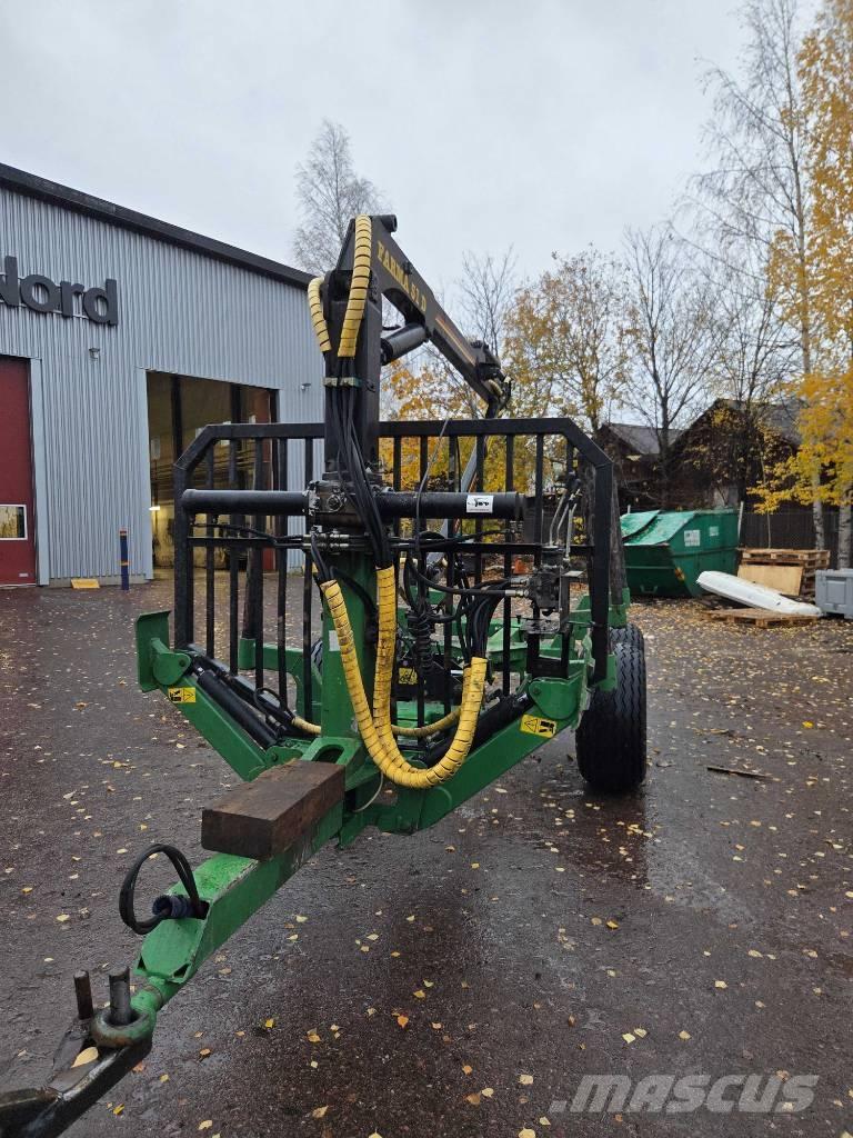 Farma 8T Ρυμούλκες δασοπονίας