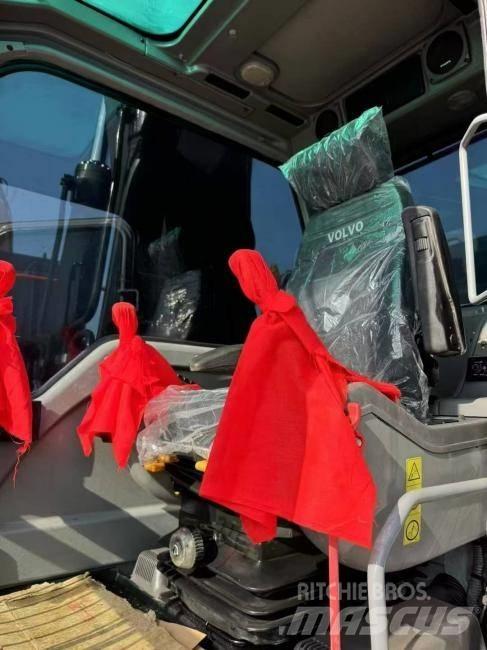 Volvo EC 240 Εκσκαφείς με ερπύστριες
