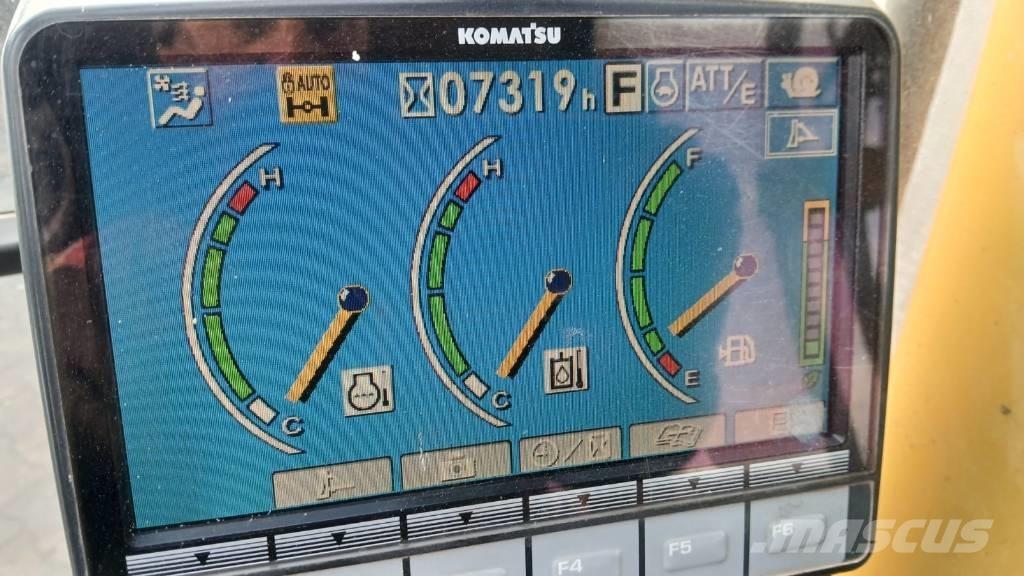 Komatsu PW 148-8 Εκσκαφείς με τροχούς - λάστιχα