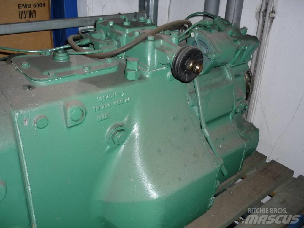 Volvo SR 2000 / 2400 Μετάδοση