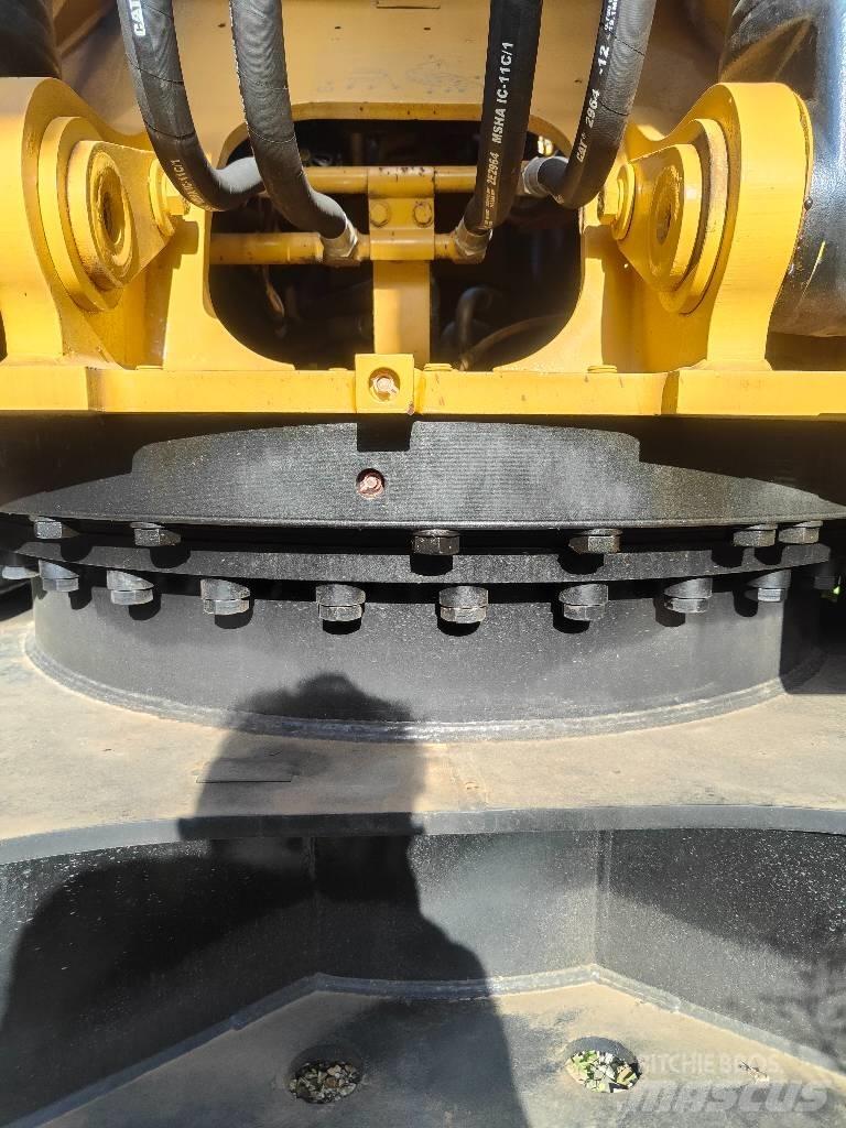 CAT 330 D Εκσκαφείς με ερπύστριες