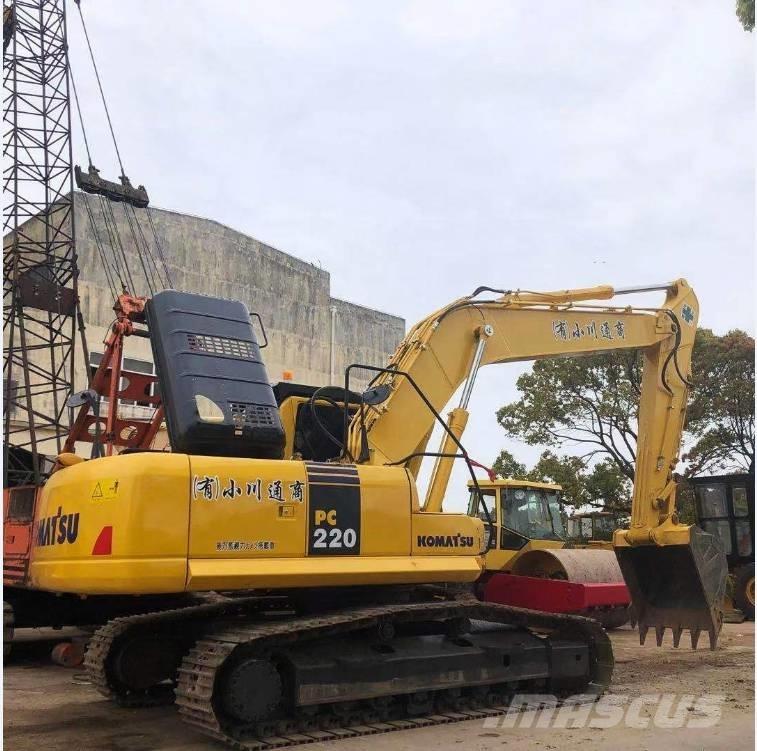 Komatsu PC 220-8 Εκσκαφείς με ερπύστριες