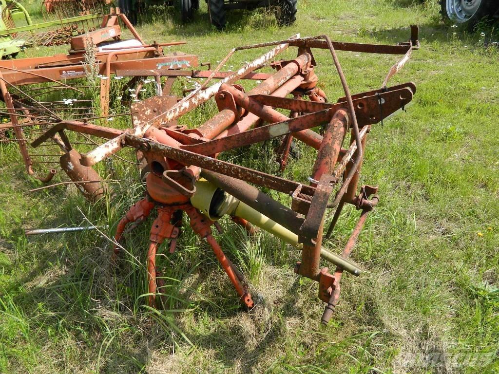 Kuhn 3.2 Τσουγκράνες και χορτοξηραντικές μηχανές