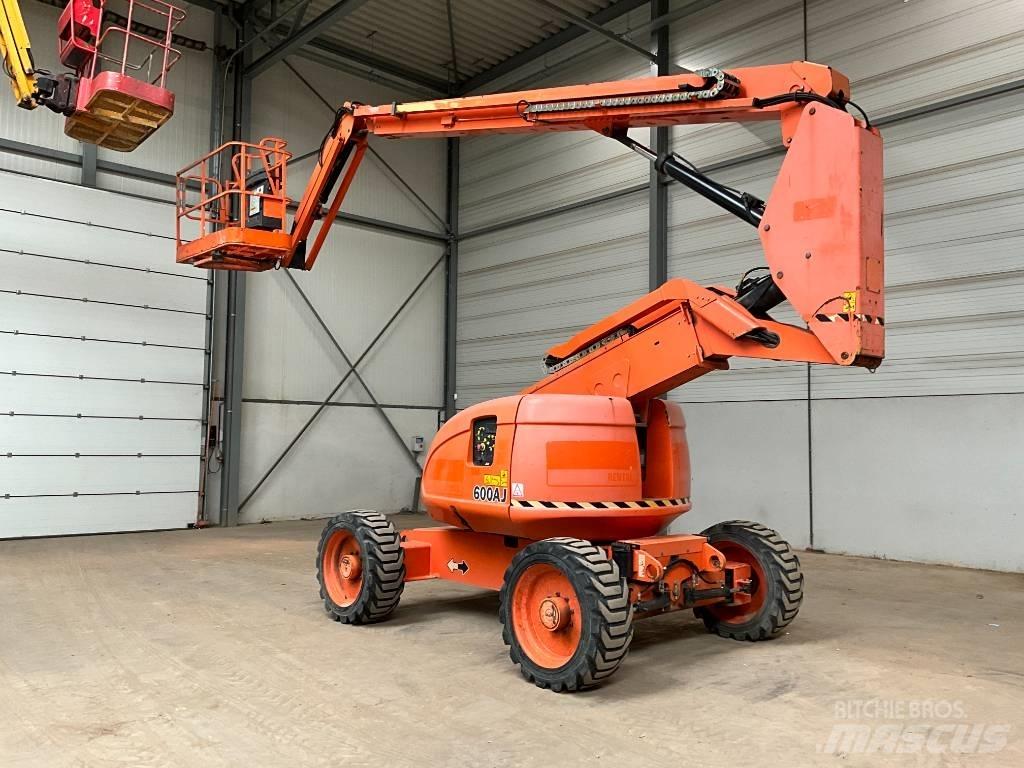 JLG 600 AJ Ανυψωτήρες με αρθρωτό βραχίονα