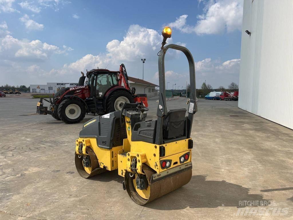 Bomag BW 100 AD M-5 Οδοστρωτήρες διπλού κυλίνδρου