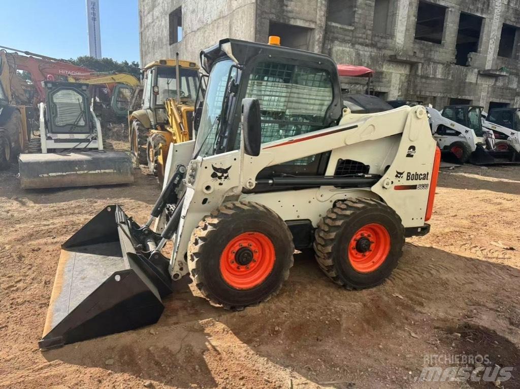 Bobcat S 630 Φορτωτάκια
