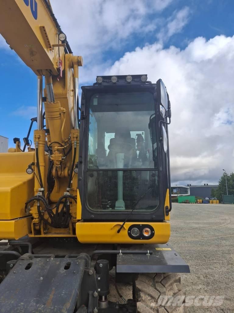 Komatsu PW158-11 Εκσκαφείς με τροχούς - λάστιχα