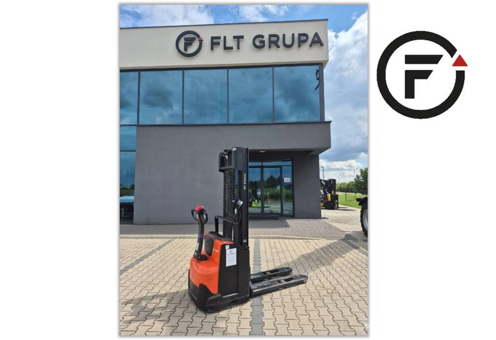 Toyota SWE120 Παλετοφόρα πεζού χειριστή με ιστό