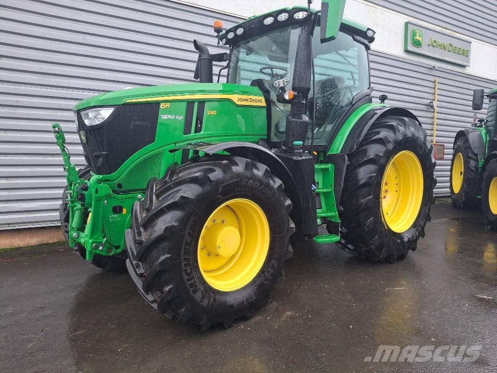 John Deere 6R230 Τρακτέρ