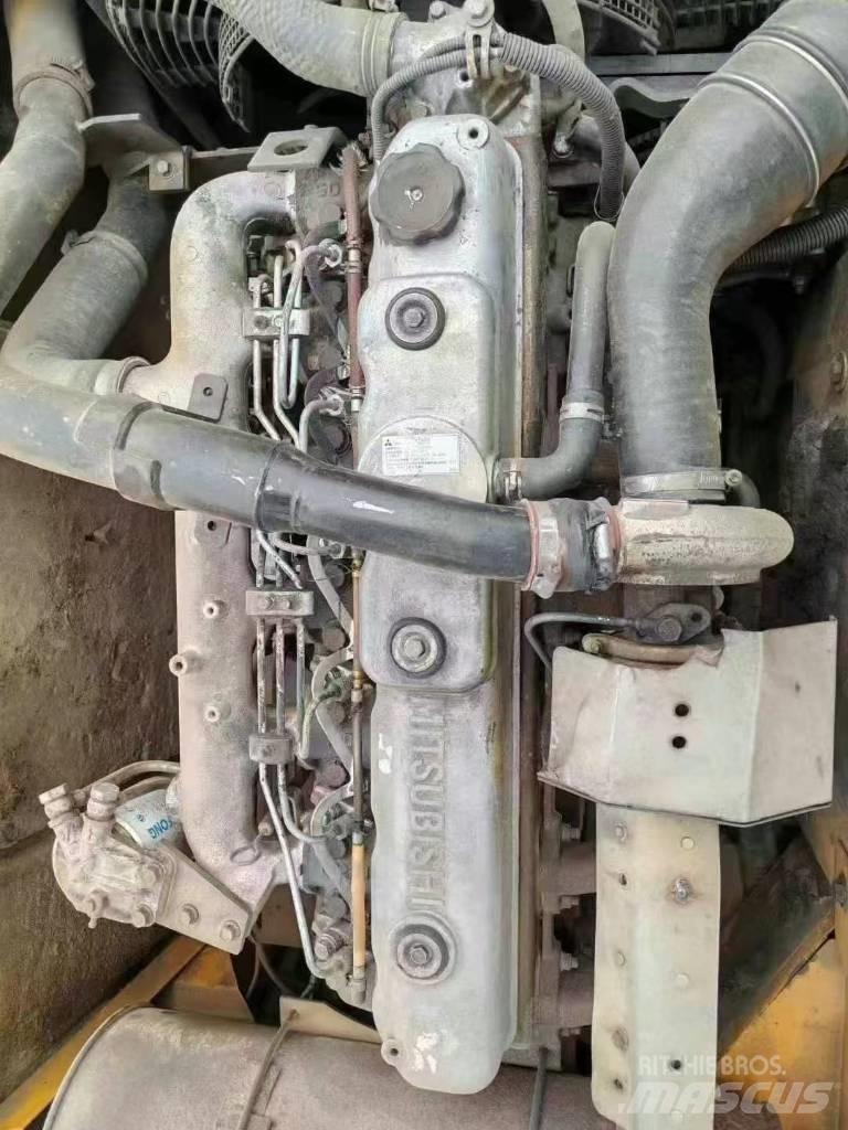 Sany SY 215 C Εκσκαφείς με ερπύστριες