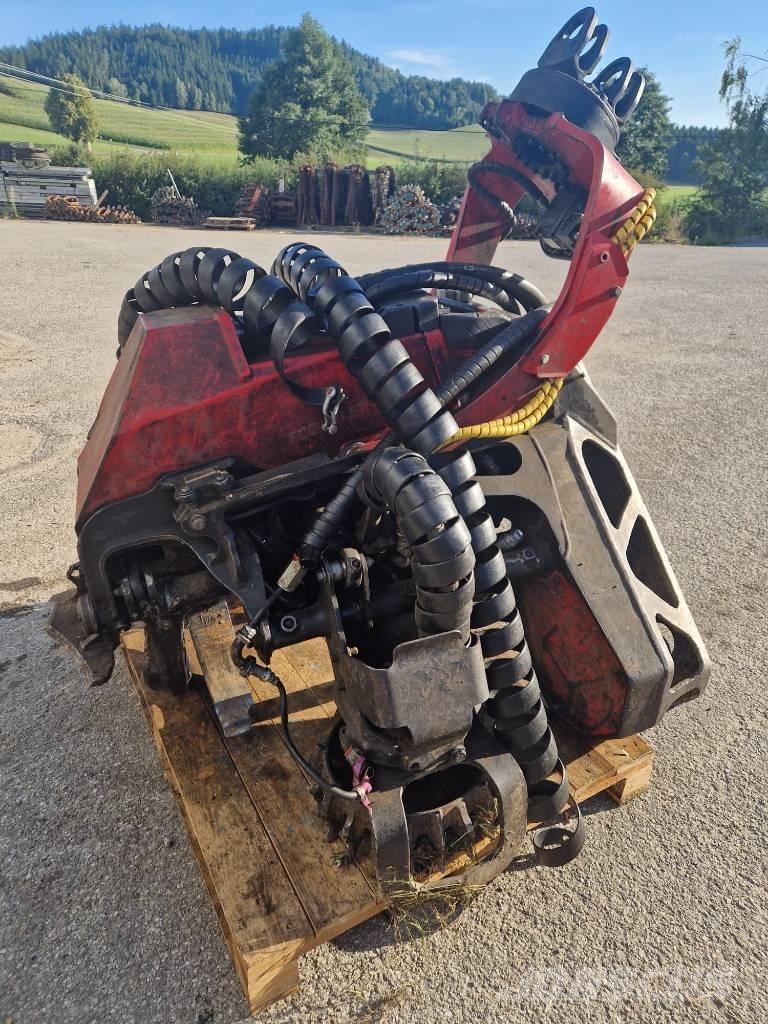 Komatsu 124 Αποφλοιωτές ξυλείας