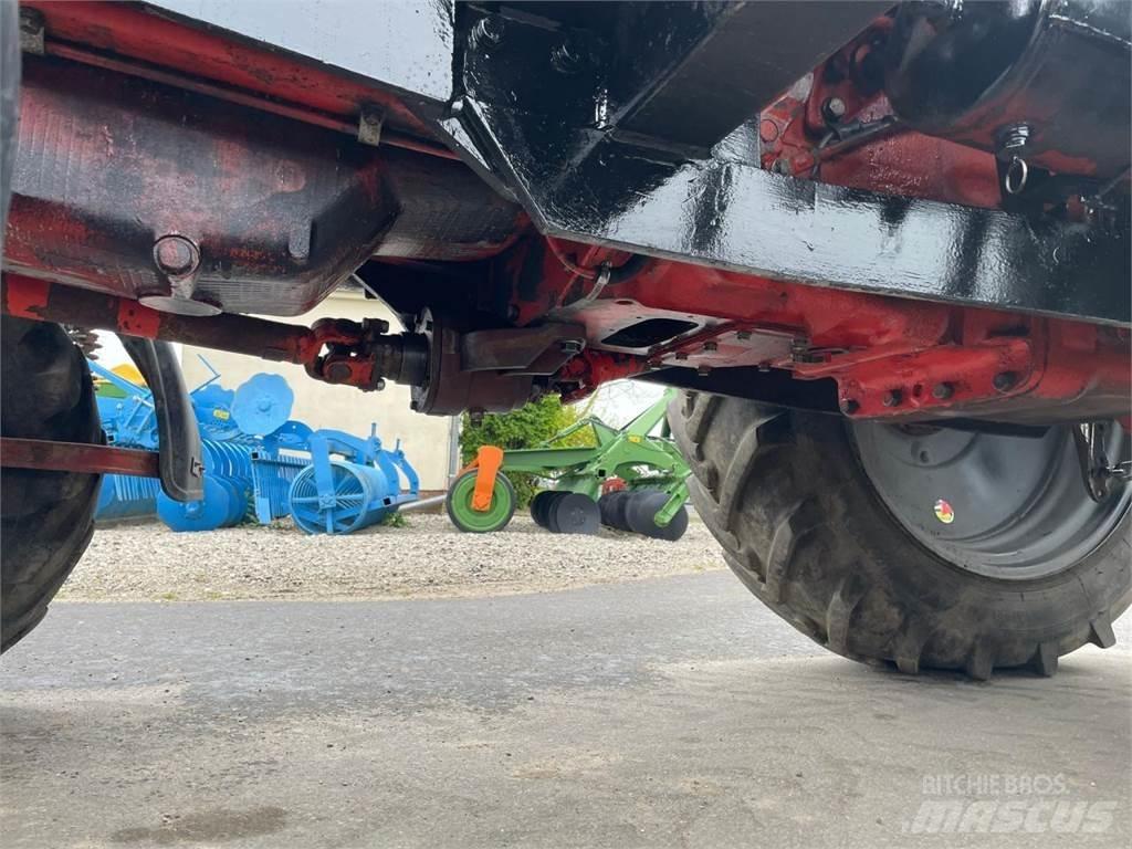 Belarus MTS 82 + FL Τρακτέρ