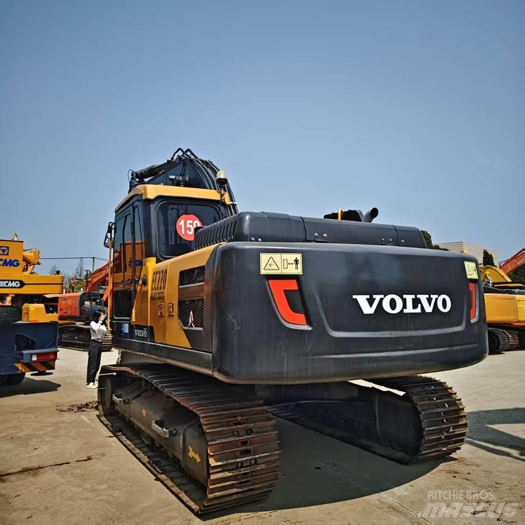 Volvo EC 220 Εκσκαφείς με ερπύστριες