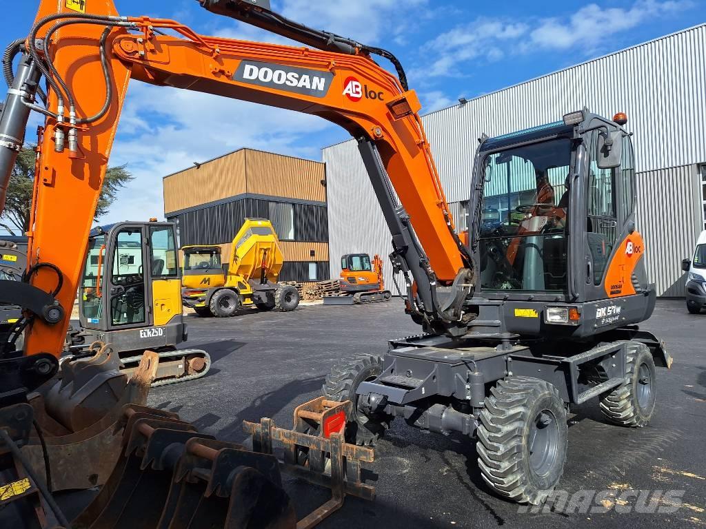 Doosan DX 57 W Εκσκαφείς με τροχούς - λάστιχα