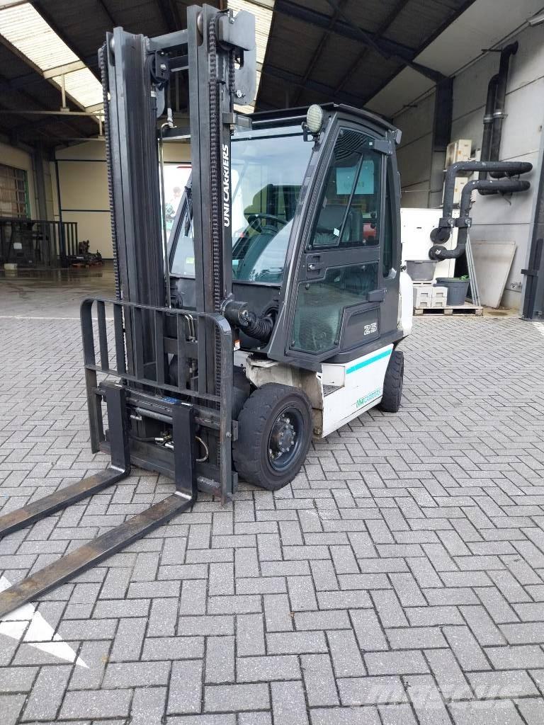 UniCarriers U1D2A25Q Περονοφόρα ανυψωτικά κλαρκ με φυσικό αέριο LPG