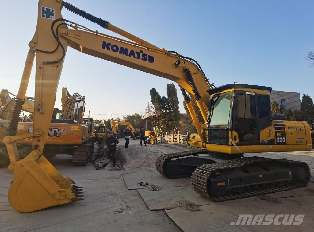 Komatsu PC 220-7 Εκσκαφείς με ερπύστριες