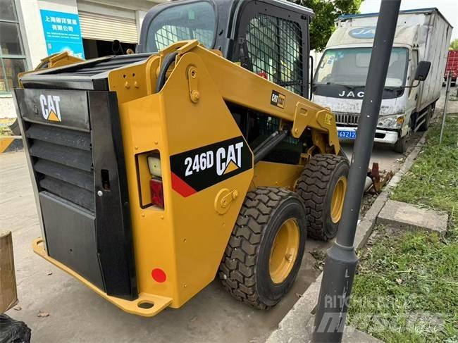 CAT 246 D Φορτωτάκια