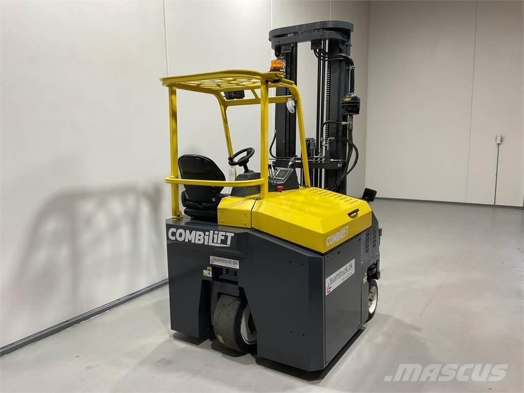 Combilift CBE3000 Ανυψωτικά στενών δρόμων 4 κατευθύνσεων