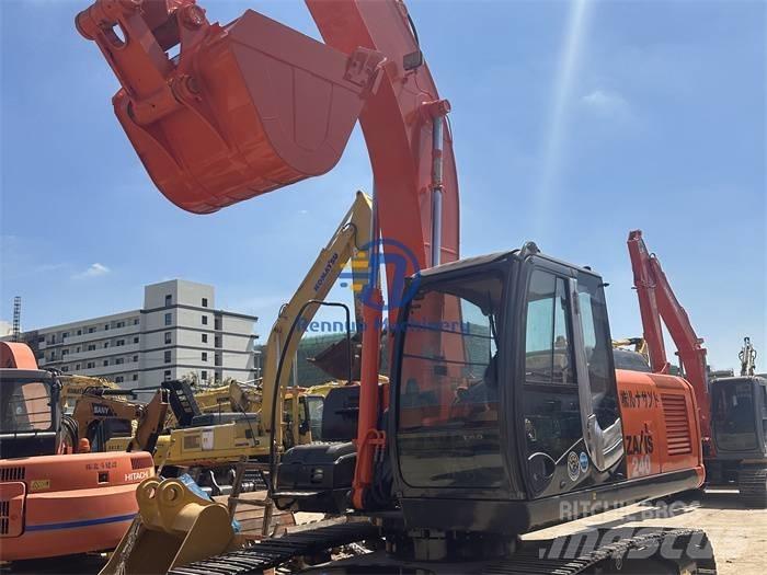 Hitachi ZX 240-3 Εκσκαφείς με ερπύστριες