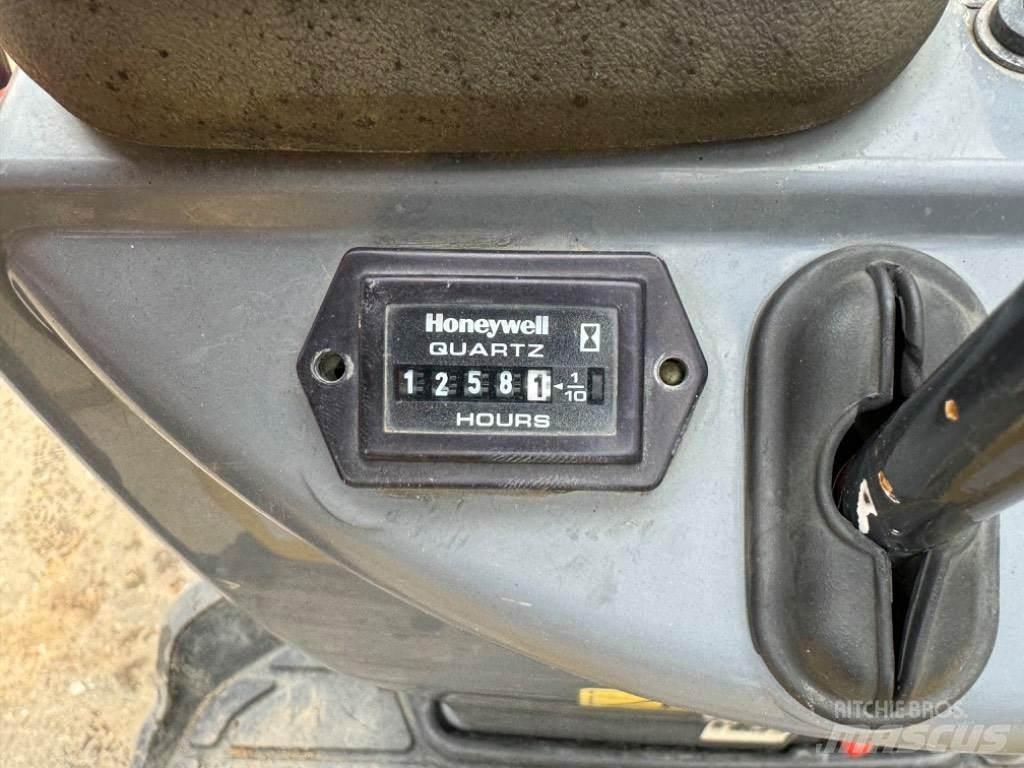 Yanmar SV08 (1C088) Εκσκαφάκι (διαβολάκι) < 7t