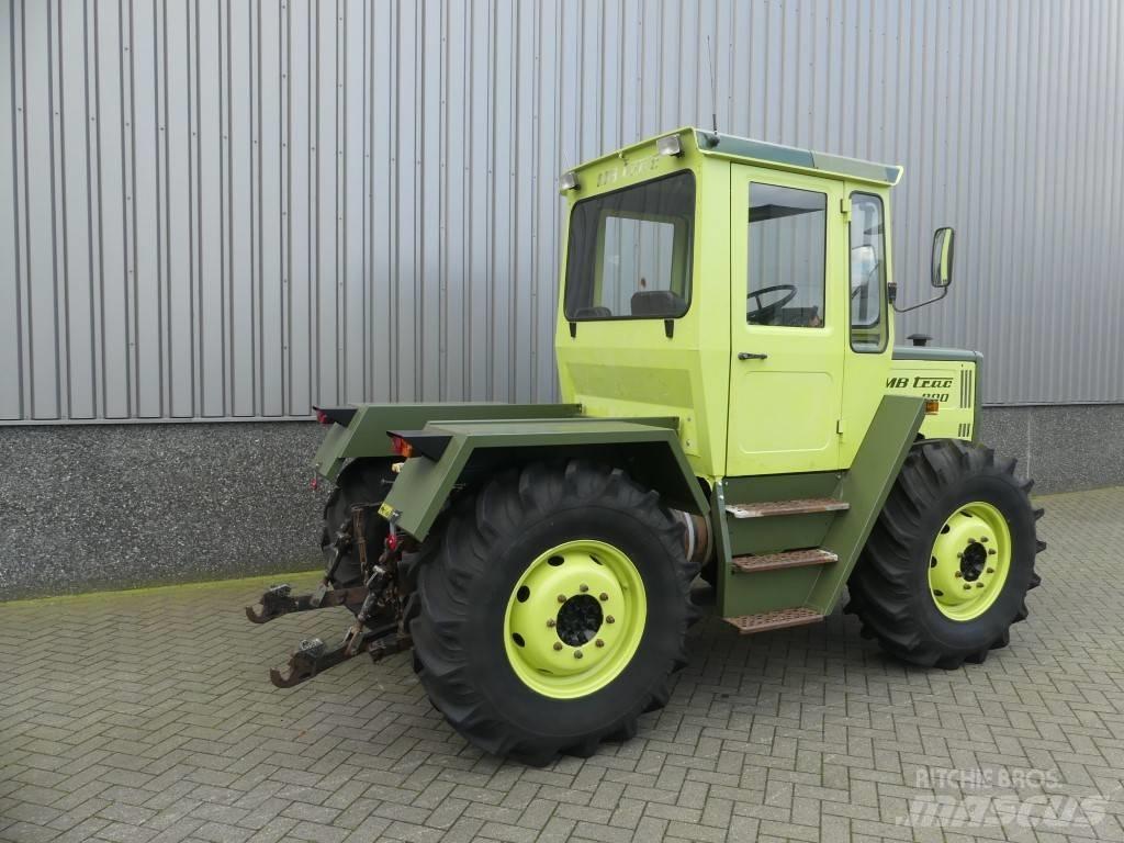 Mercedes-Benz 800 Τρακτέρ