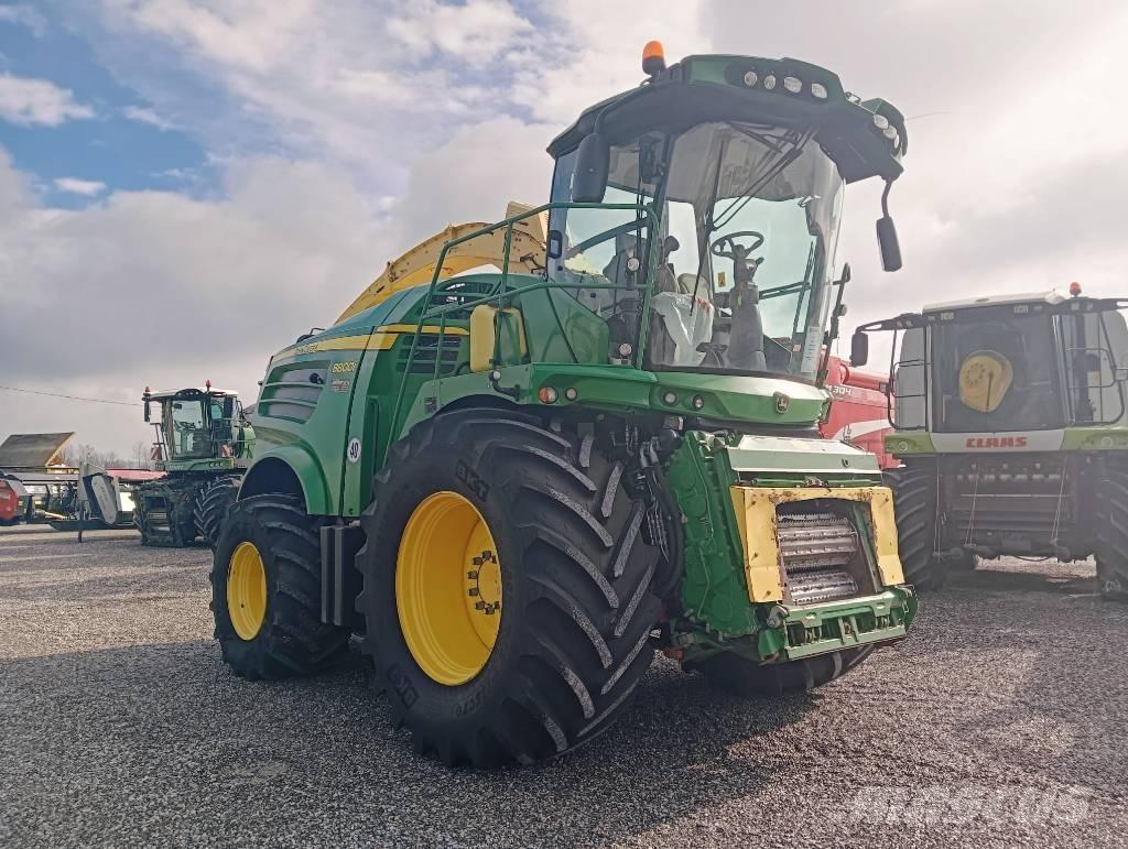John Deere 8800 Μηχανές χορτονομής