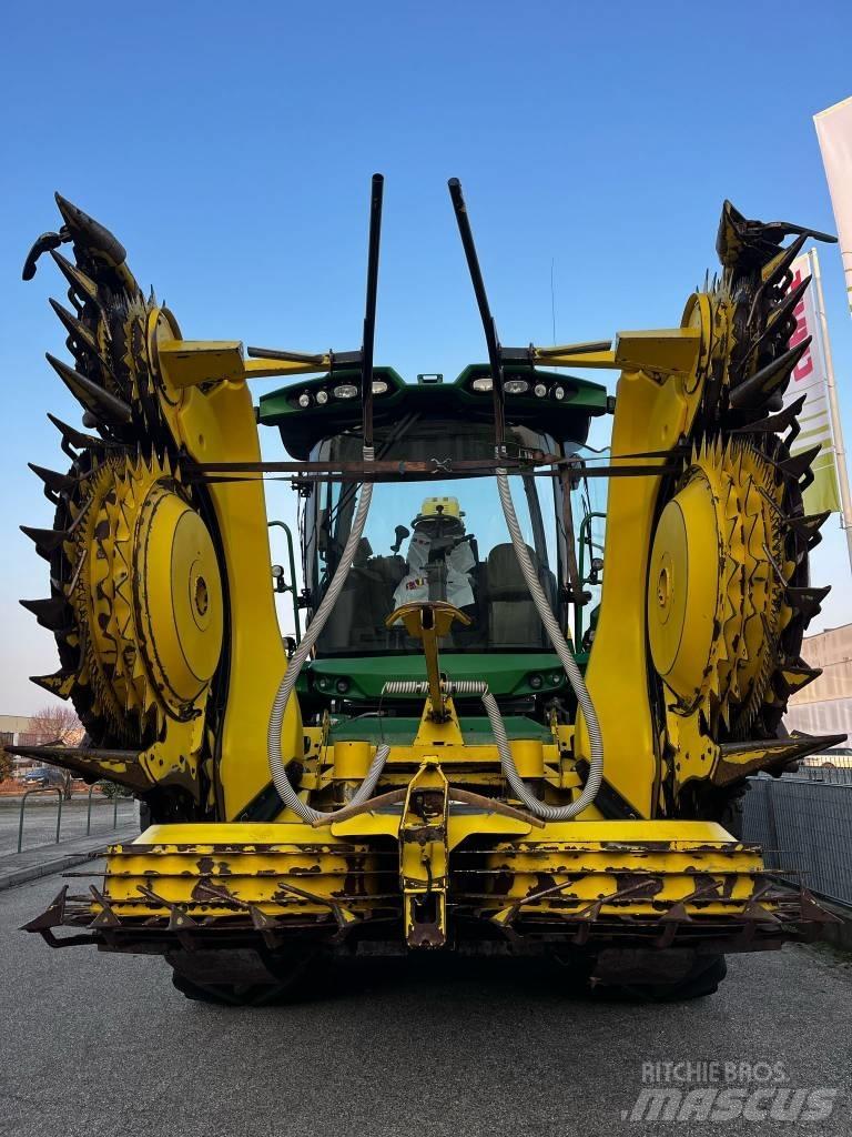 John Deere 8800 Μηχανές χορτονομής