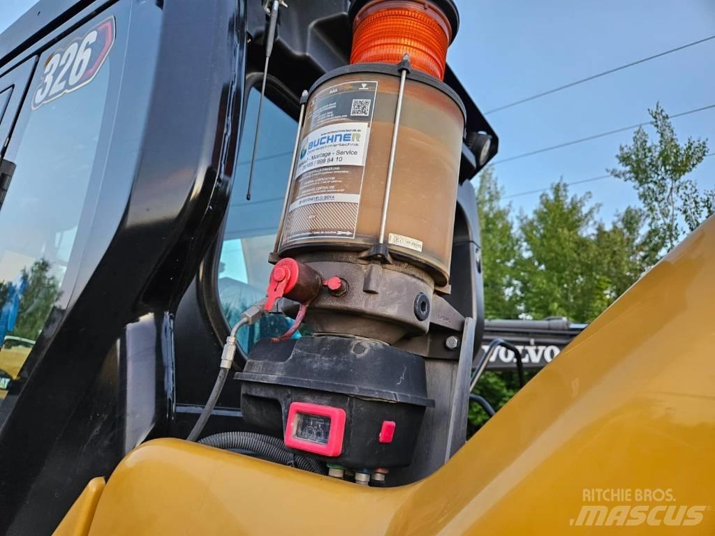 CAT 326-07 Εκσκαφείς με ερπύστριες
