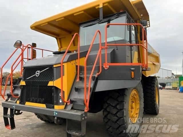Volvo R60D Άκαμπτα Dumper με ανατρεπόμενο κάδο