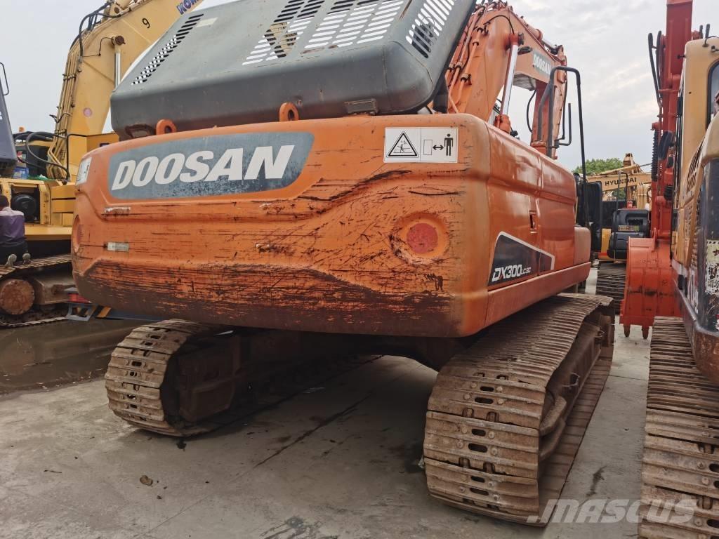 Doosan DX300LC-9C Εκσκαφείς με ερπύστριες