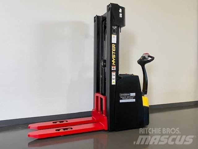 Hyster S1.6 Παλετοφόρα πεζού χειριστή με ιστό