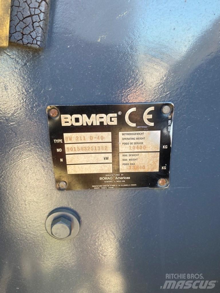 Bomag BW 211 D-40 Οδοστρωτήρες συνδυαστικοί