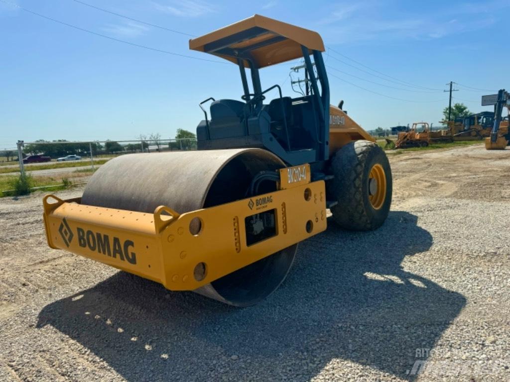 Bomag BW 211 D-40 Οδοστρωτήρες συνδυαστικοί