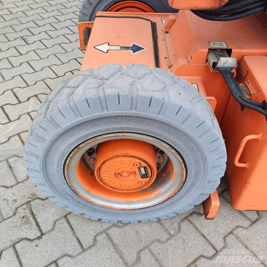 JLG E300AJP Ανυψωτήρες με αρθρωτό βραχίονα