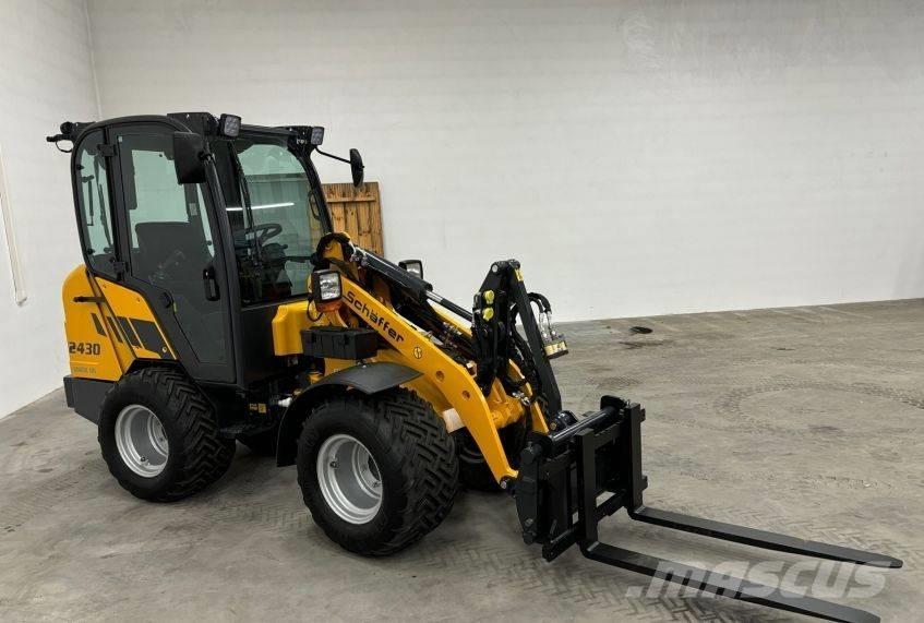 Schäffer 2430 HD Φορτωτάκια