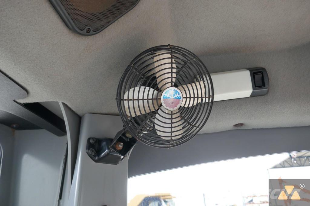 CAT 120M Γκρέιντερς