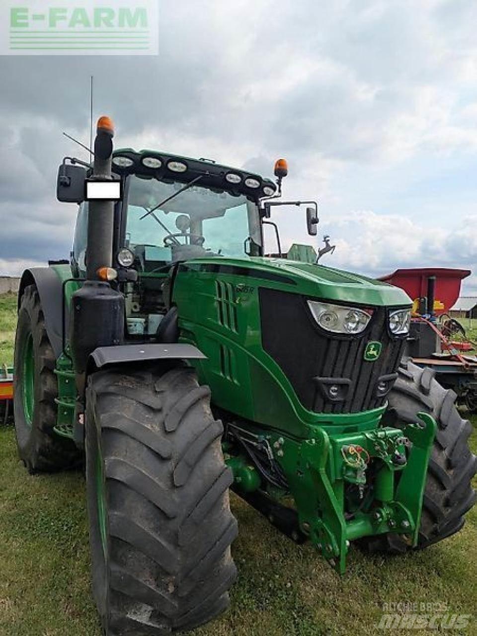John Deere 6215 r Τρακτέρ