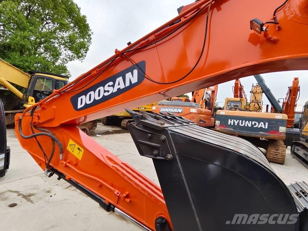 Doosan DX 225 LC Εκσκαφείς με ερπύστριες