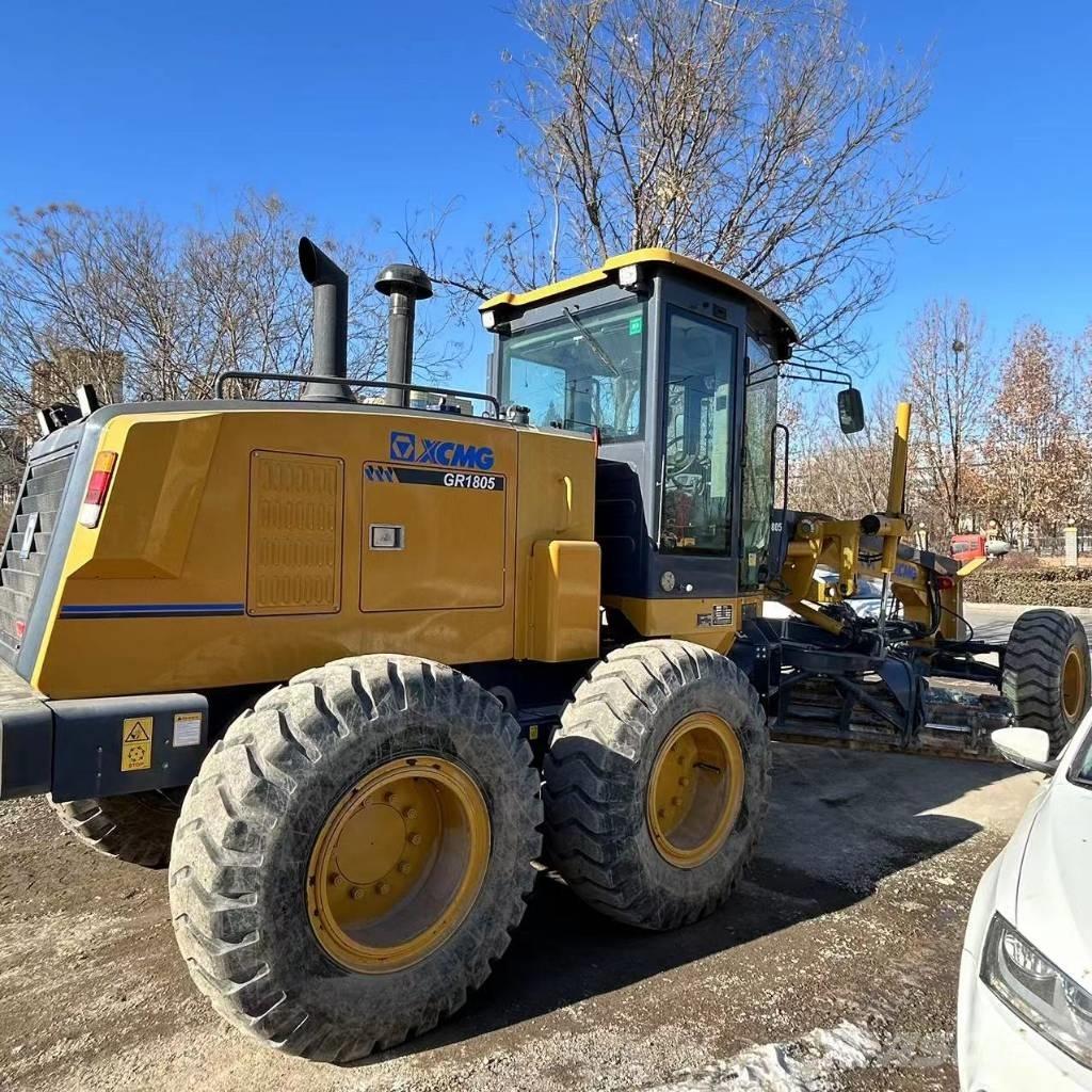 XCMG GR1805 Μπουλντόζες με λάστιχα