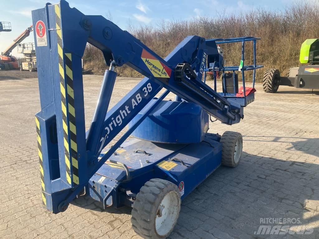 UpRight AB38N Ανυψωτήρες με αρθρωτό βραχίονα