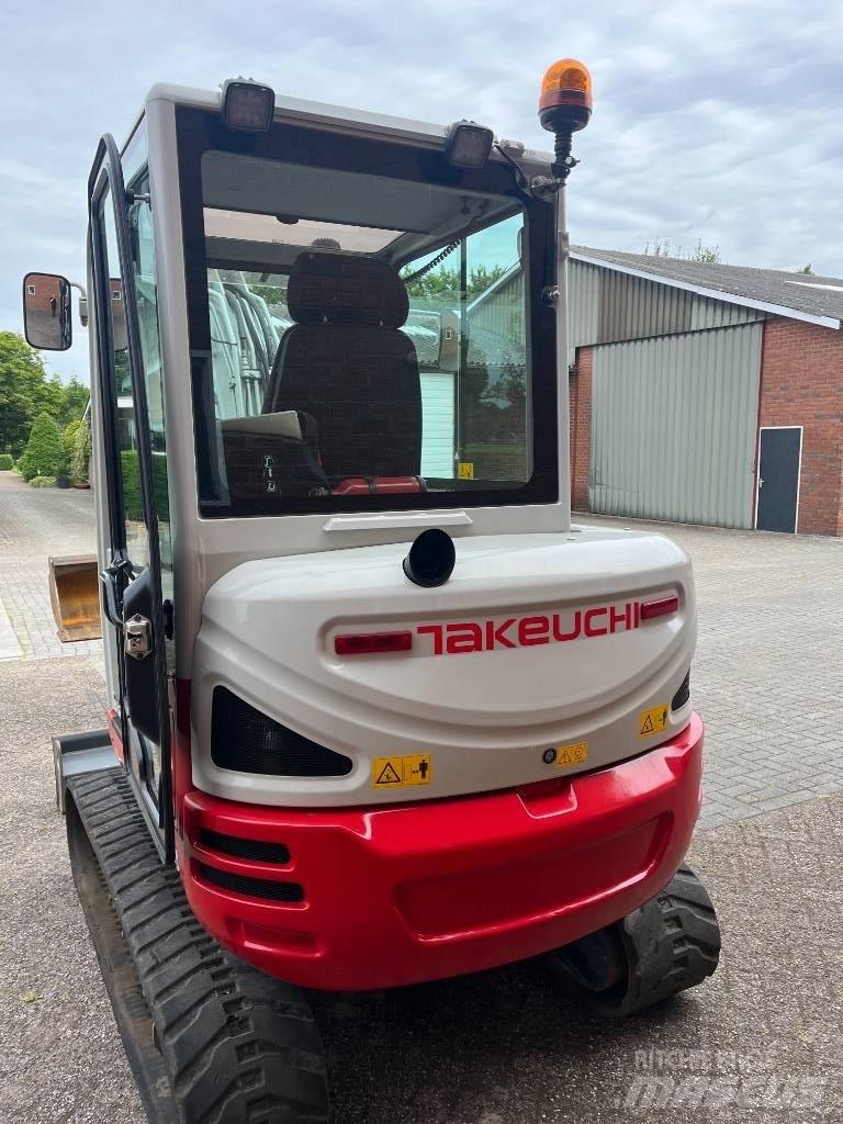 Takeuchi tb235-2 Εκσκαφάκι (διαβολάκι) < 7t