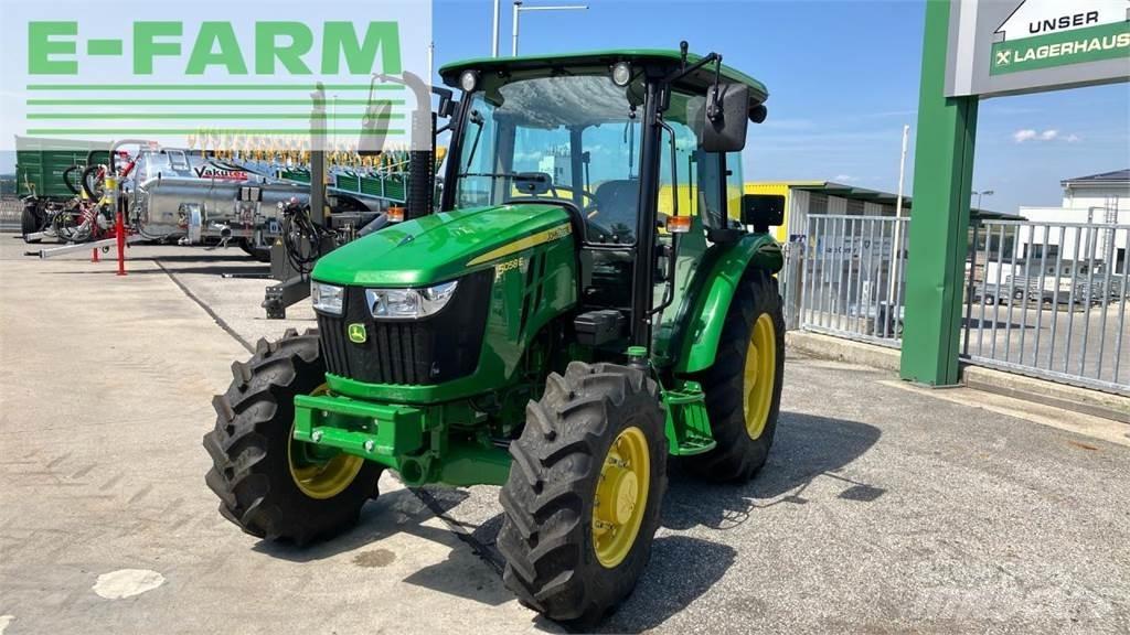 John Deere 5058E Τρακτέρ
