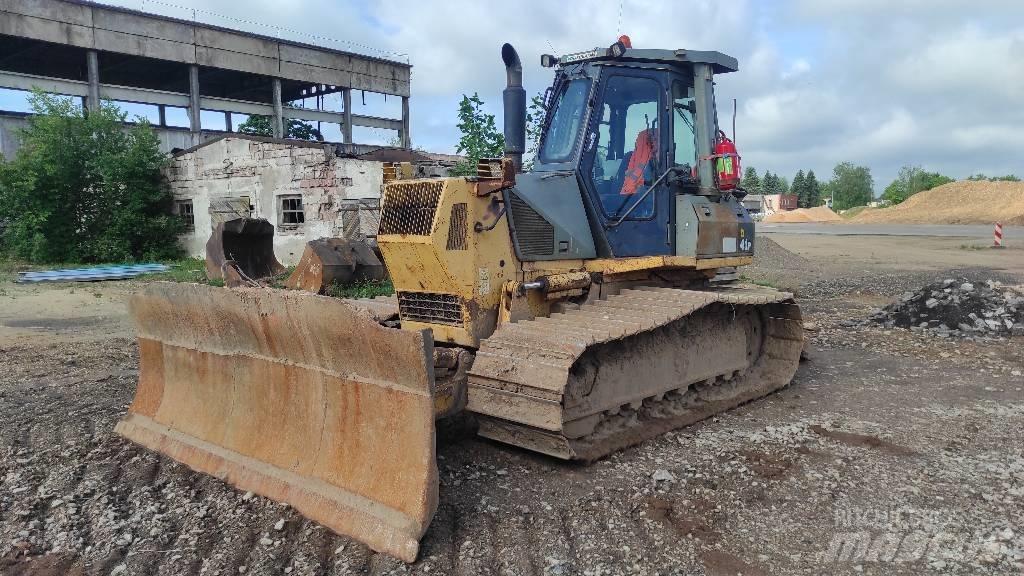 Komatsu D41P-6 Μπουλντόζες με ερπύστριες