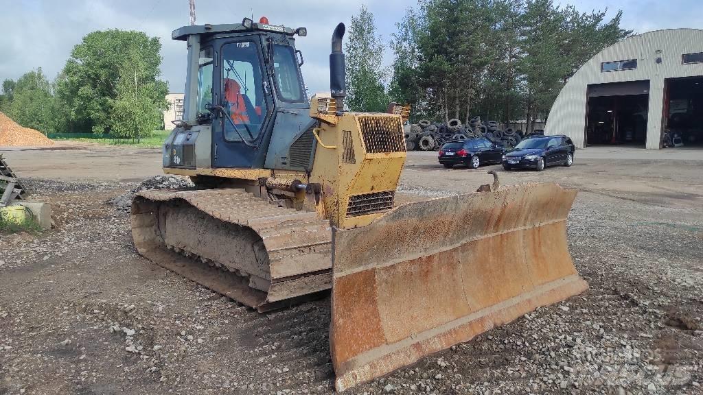 Komatsu D41P-6 Μπουλντόζες με ερπύστριες