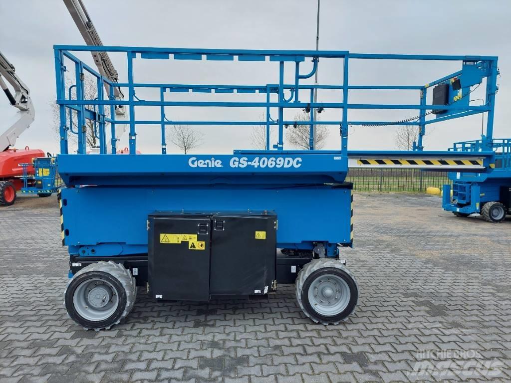 Genie GS 4069 DC Ανυψωτήρες ψαλιδωτής άρθρωσης