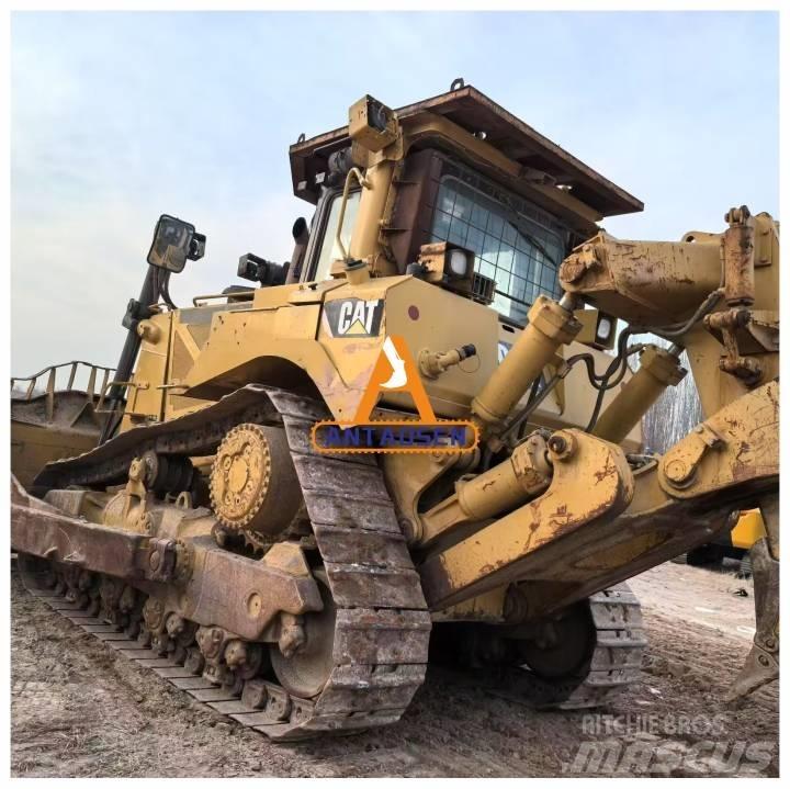CAT D8T bulldozers Μπουλντόζες με ερπύστριες