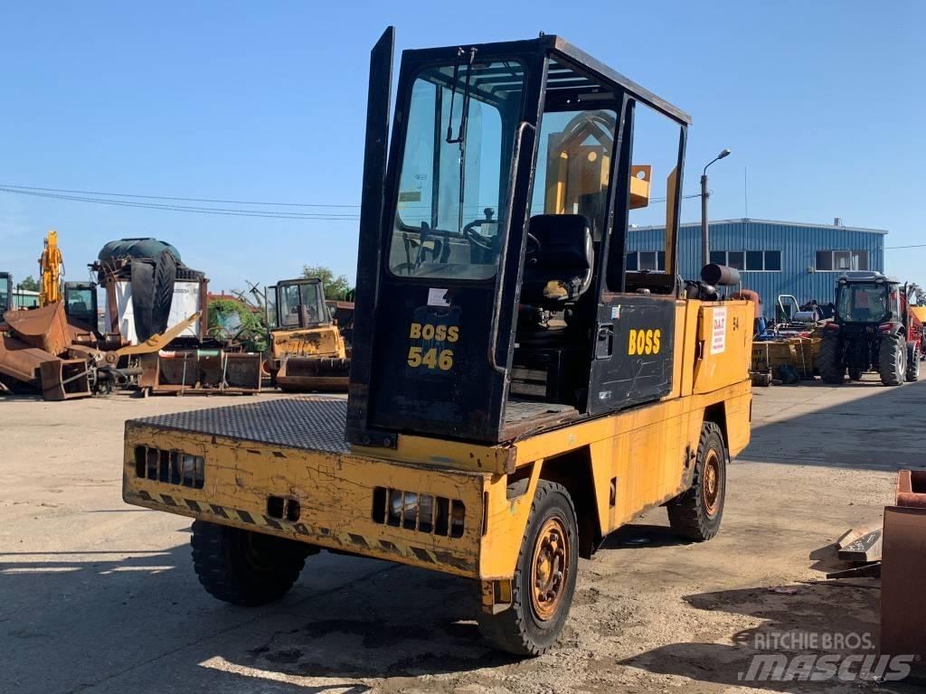 Boss LB546 Γερανοί πλευρικής φόρτωσης εμπορευματοκιβωτίων